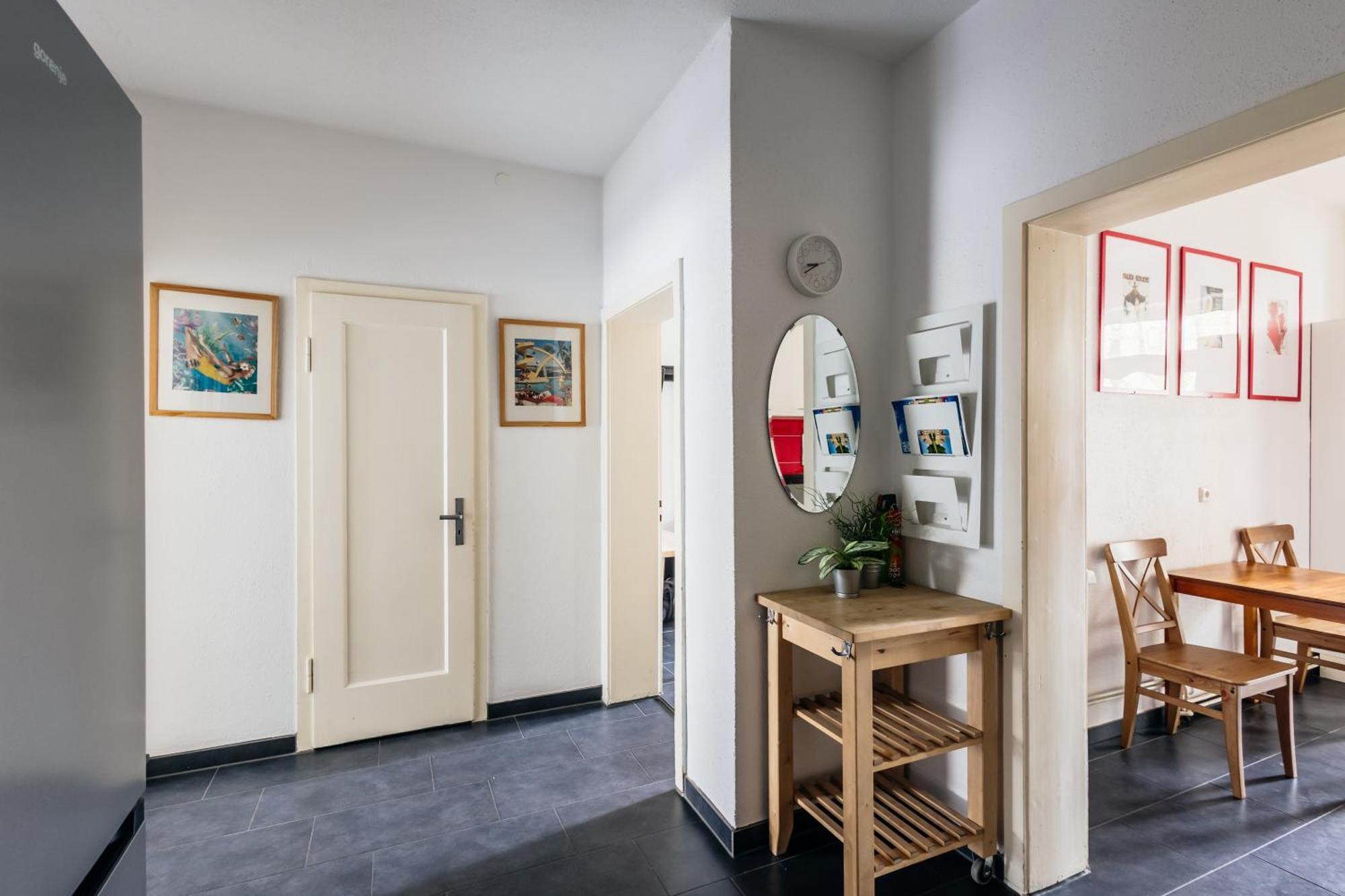 Centrally Located 2-Room Apartment Hannover Exterior photo